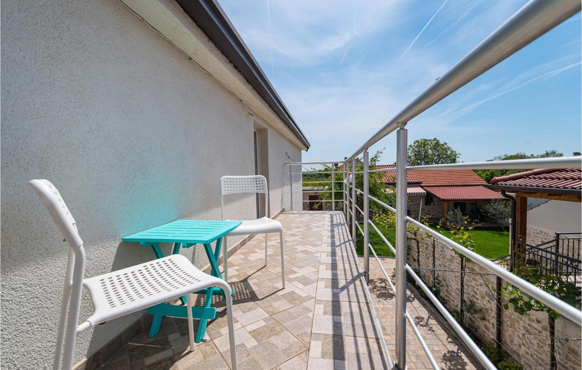 Pet Friendly Home In Murvica With Kitchen Exterior photo